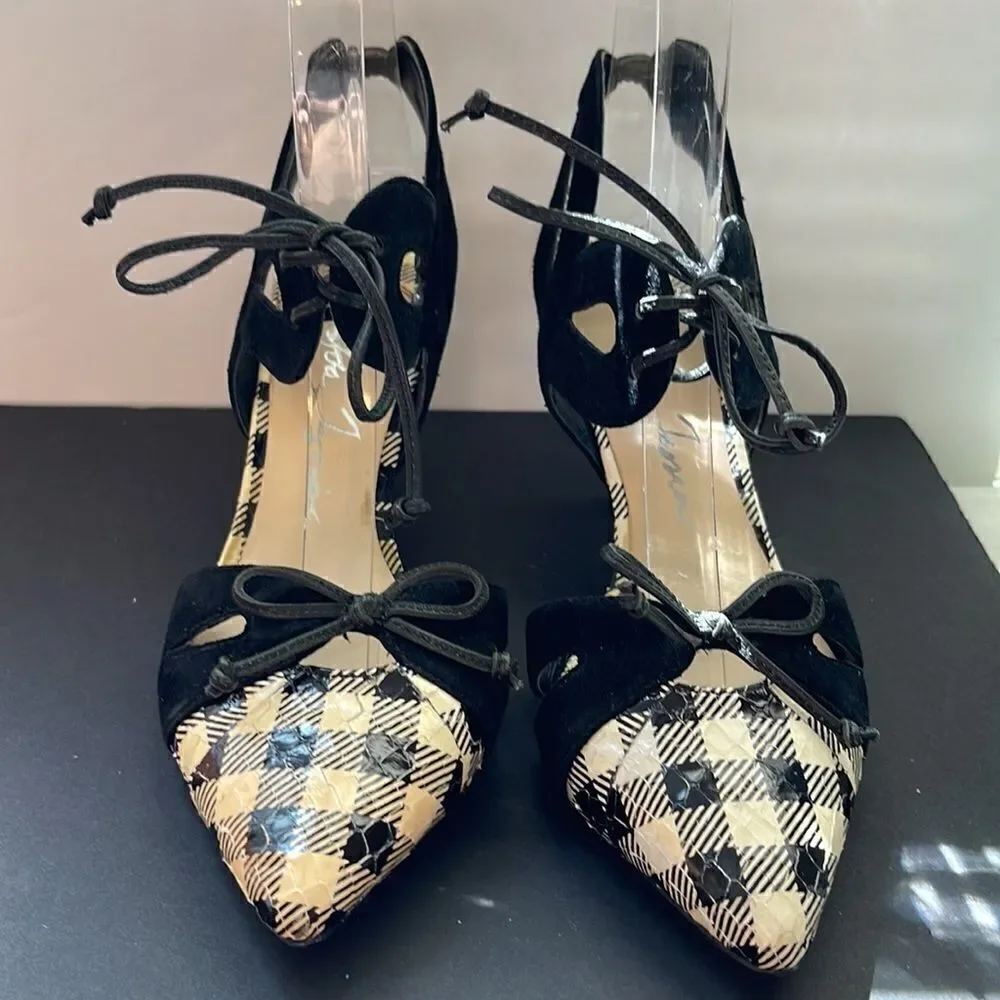 Isa Tapia Filipa Cutout Sandal